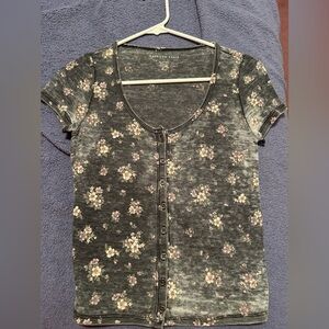 Distressed American Eagle Top